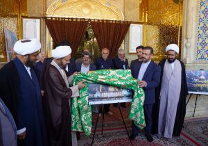 آغاز به کار نمایشگاه در امتداد نور در حرم مطهر حضرت شاهچراغ علیه السلام