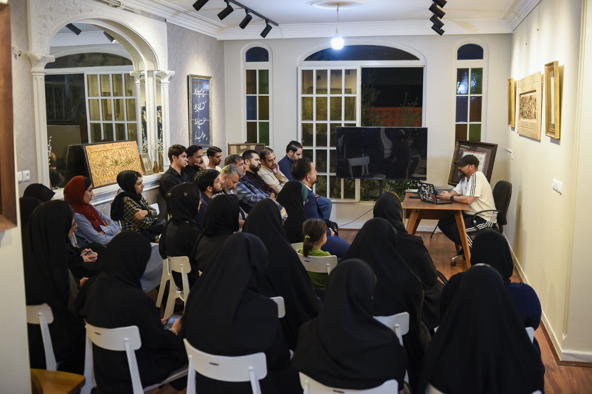 آثار برگزیده سومین سوگواره ملی عکس «مشعل» اعلام شد